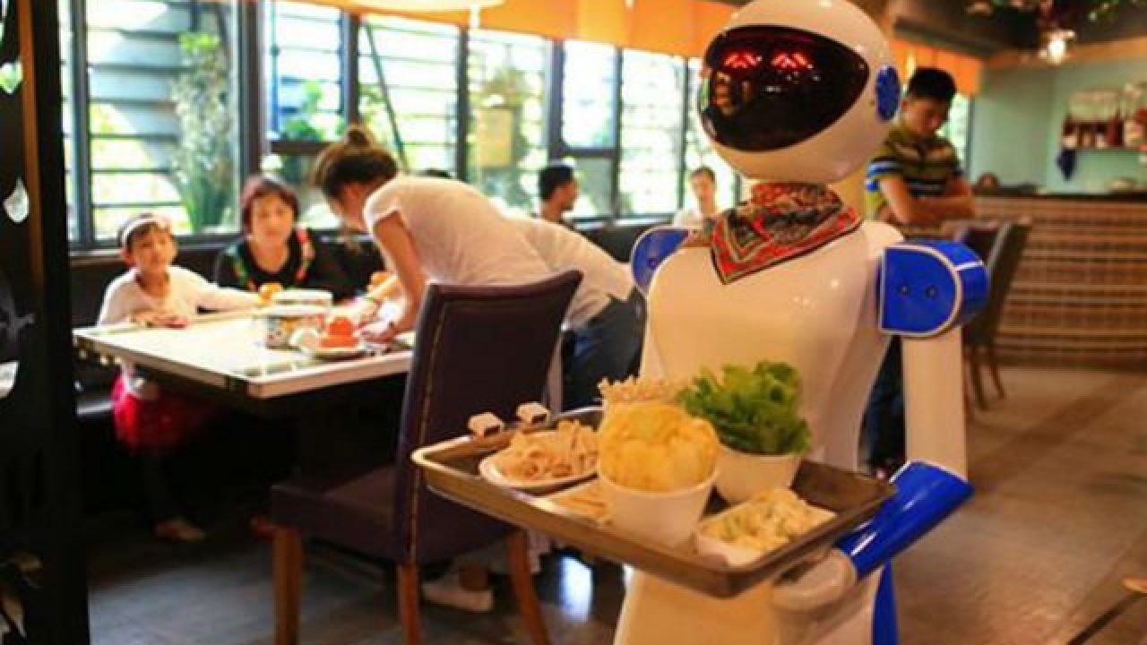 Un robot serveur pour révolutionner le service à table